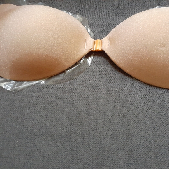 Strapless Pasted Bra C Cup (has defect) NEW - Picture 5 of 6